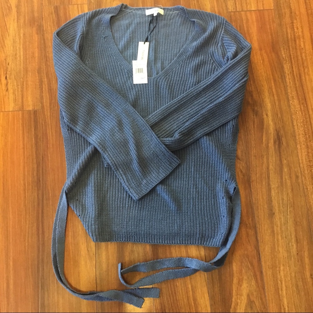 Sweater - Picture 2 of 3